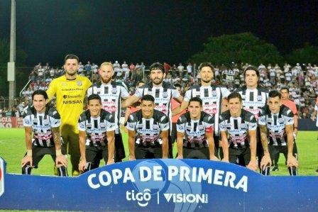 Ascenso Paraguayo - Deportivo Santaní con Marcos Litre enfrentó al puntero del certámen.